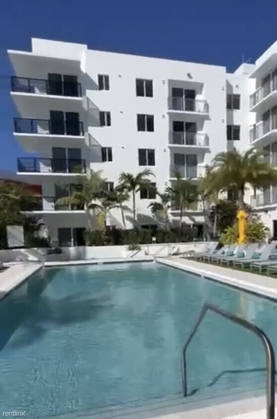 Primary Photo - Studio, 1 bath Condo - 5826 Bird Rd NEW CO...