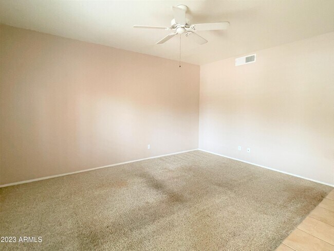 Foto del edificio - 11666 N 28th Dr