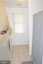 Building Photo - 129 W Miner St