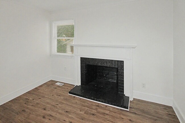 Building Photo - 2517 Rachel St