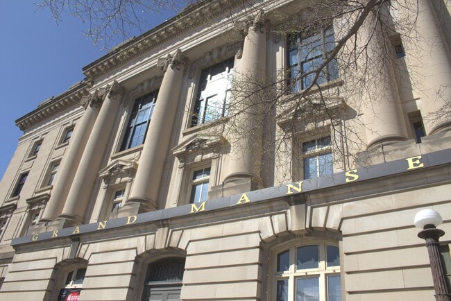 Foto del edificio - The Grand Manse