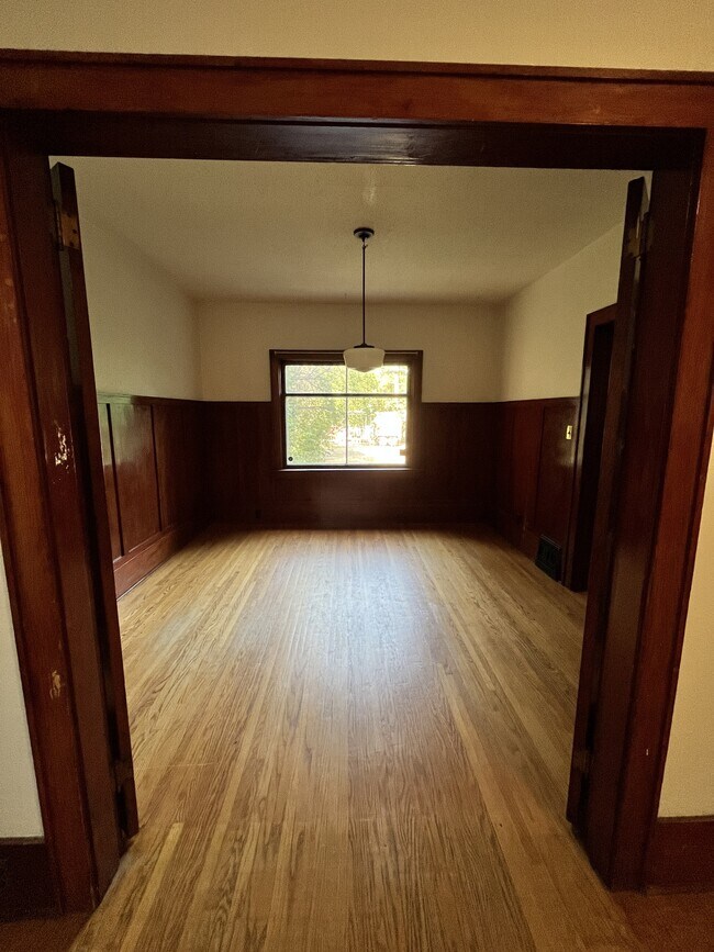 Photo du bâtiment - 417 5th Ave N