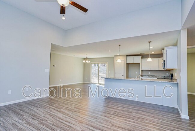Foto del edificio - 116 Lockeland Park Dr