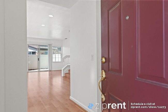 Building Photo - 2617 Bayfront Ct