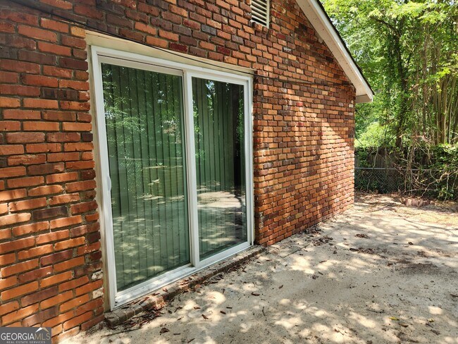 Foto del edificio - 4120 Fairview Dr