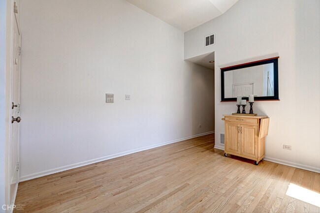 Foto del edificio - 1227 N Noble St