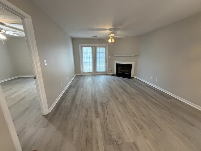 Foto del edificio - 220 Deer Hound Trail