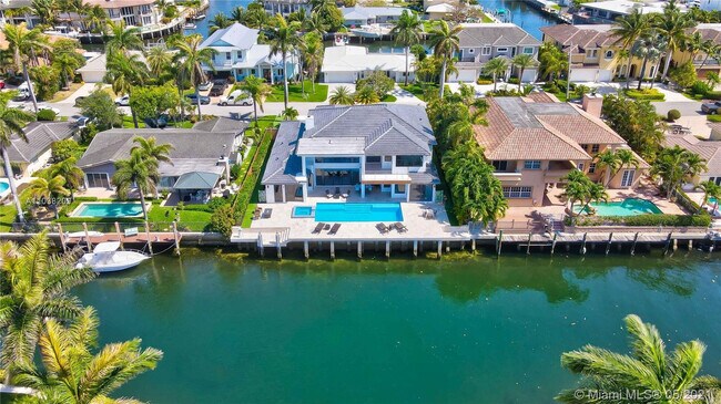 Building Photo - 750 Marine Dr
