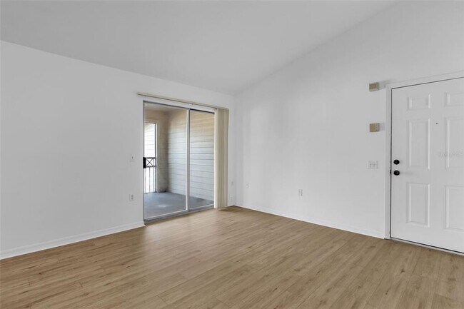 Foto del edificio - 5144 City St