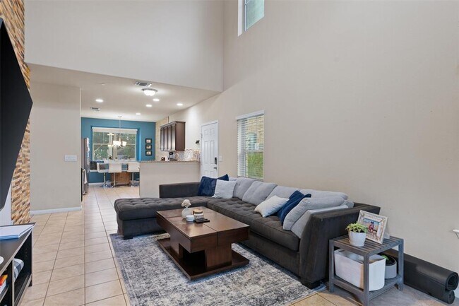 Foto del edificio - 516 E Slaughter Ln