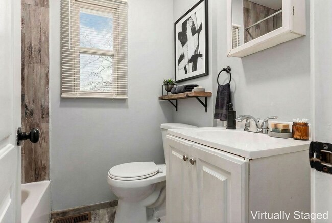 Foto del edificio - 486-488 South Huron Avenue