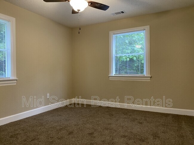 Foto del edificio - 3100 S Harrison St