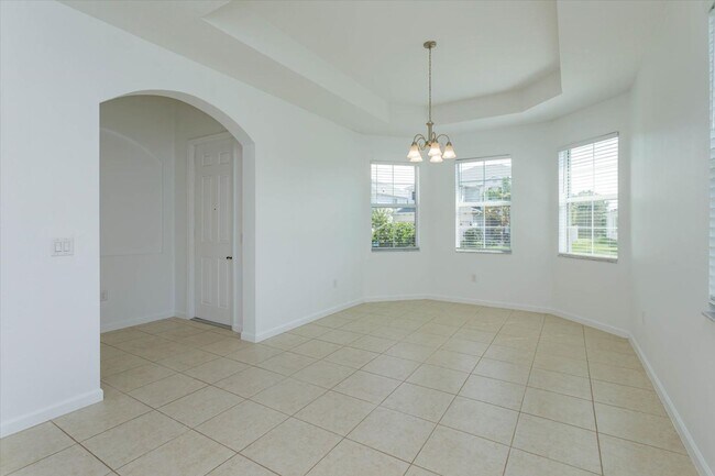 Foto del edificio - Immaculate Move-In Ready 3-Bedroom Home wi...