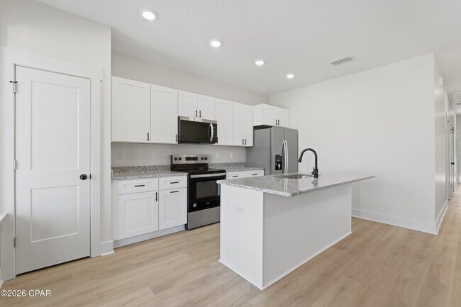 Foto del edificio - 2316 E 19th Pl