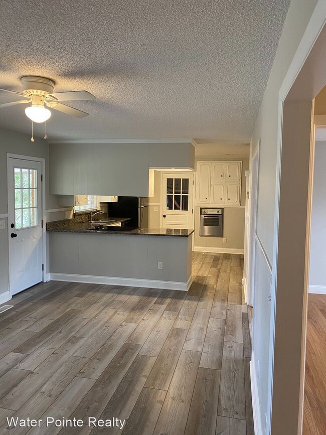 Building Photo - 4 br, 3 bath House - 4815 Oriole Dr