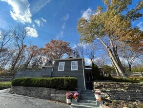 Building Photo - 4261 Walton Creek Rd