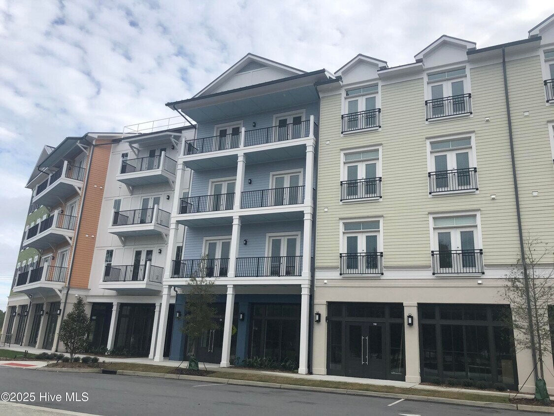 Foto principal - 204 Arcadian Row