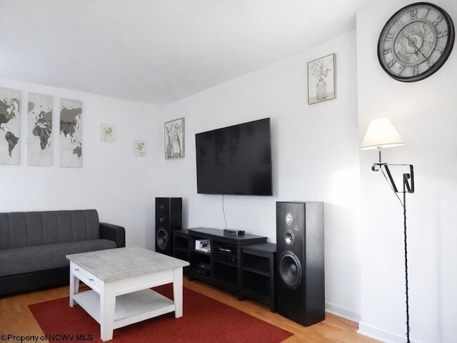 Foto del edificio - 1340 Headlee Ave