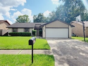 Building Photo - 2518 Sage Brush Ln