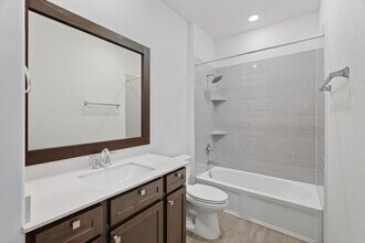 Building Photo - 5634 Amber Brook Ln