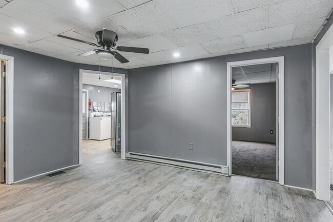Building Photo - 212 Beaver Rd