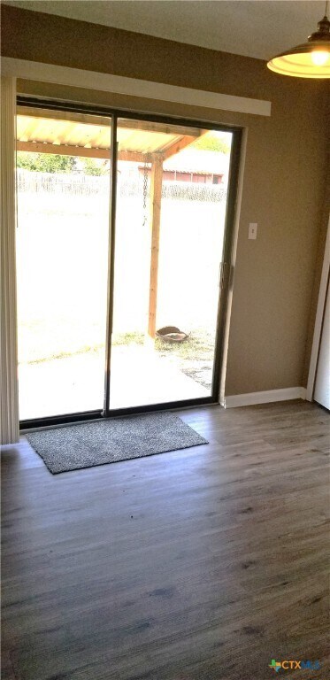 Foto del edificio - 3701 Daniels Dr