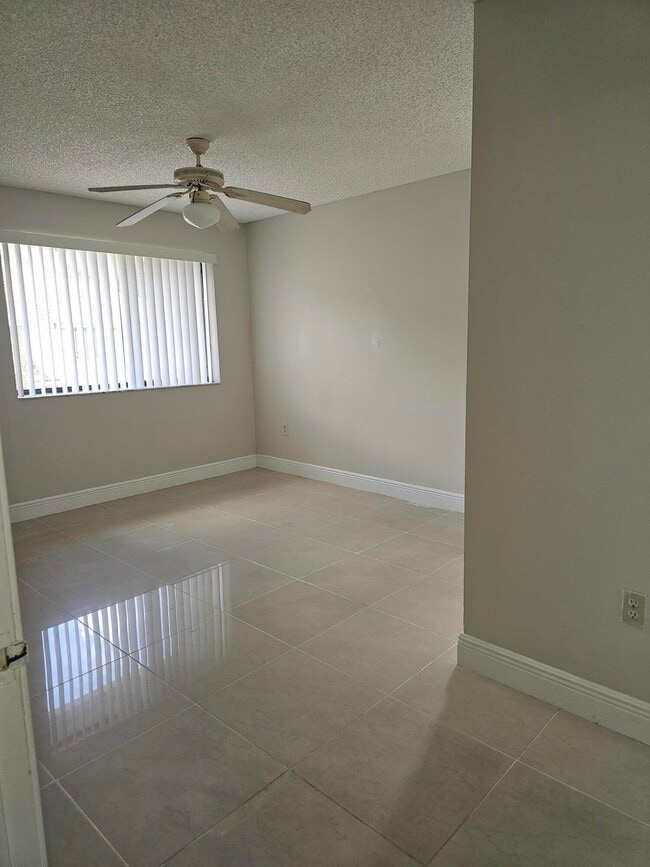 Building Photo - 8455 Coral Lake Way