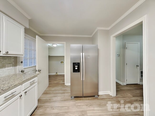 Building Photo - 4128 Labrador Dr