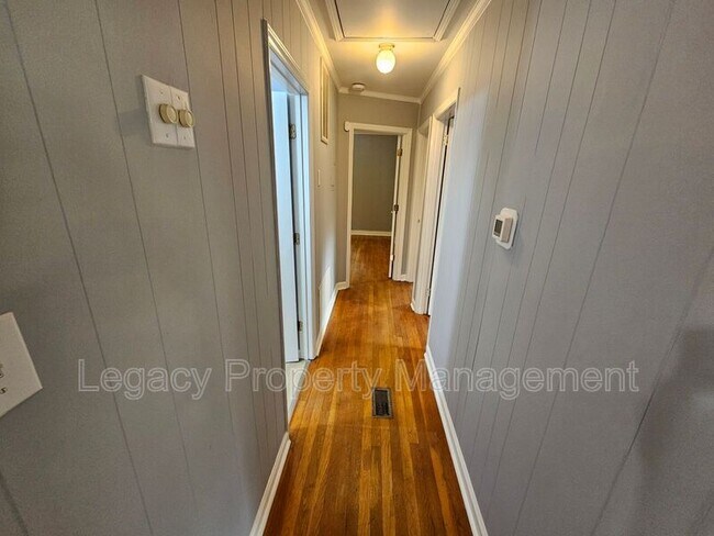 Foto del edificio - 1264 Sandy Cross Rd