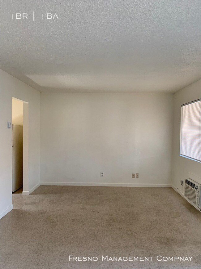 Building Photo - 4302 E Sierra Madre Ave