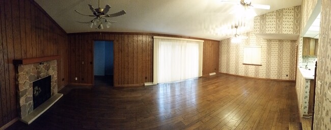 Building Photo - 5833 Highland Terrace