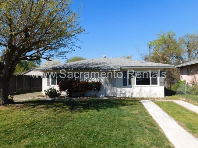 Building Photo - 2 br, 1 bath House - 3019 32nd Avenue