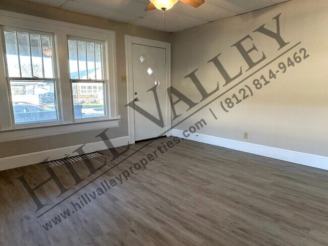 Foto del edificio - Two Bedroom Home - East