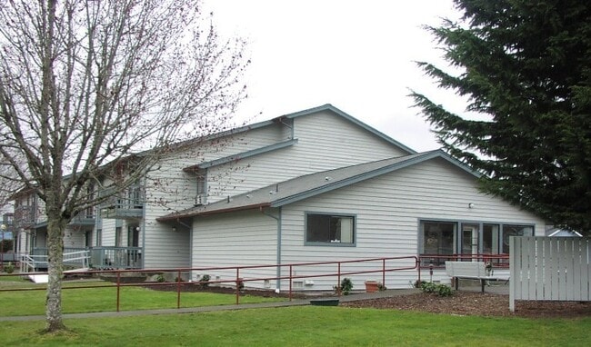 Foto del edificio - 208 Central Ave