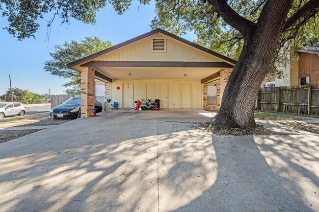 Building Photo - 7001 Ivory Key Ct