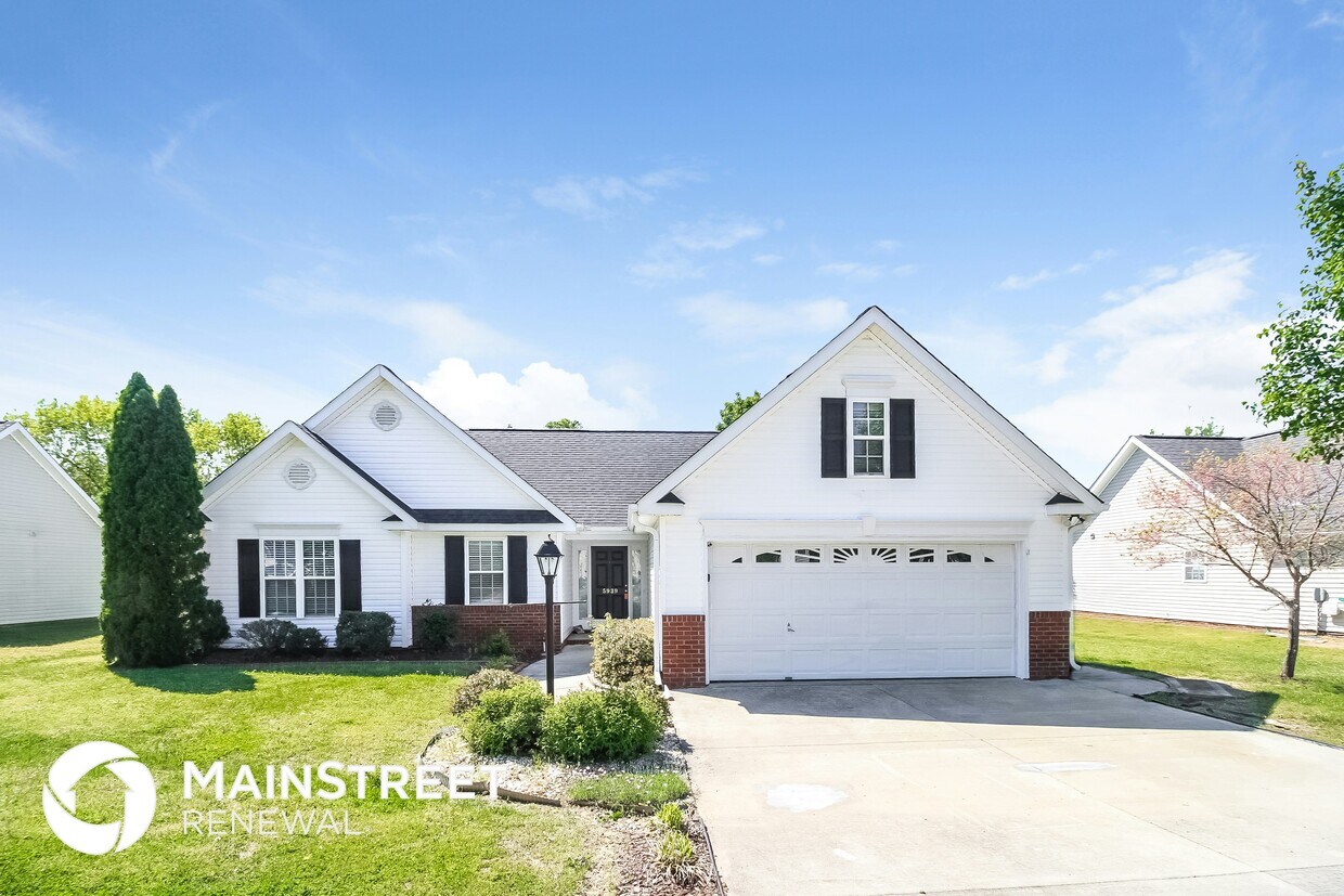 Foto principal - 5939 Old Plank Rd