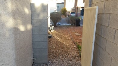 Building Photo - 7245 Pine Barrens St
