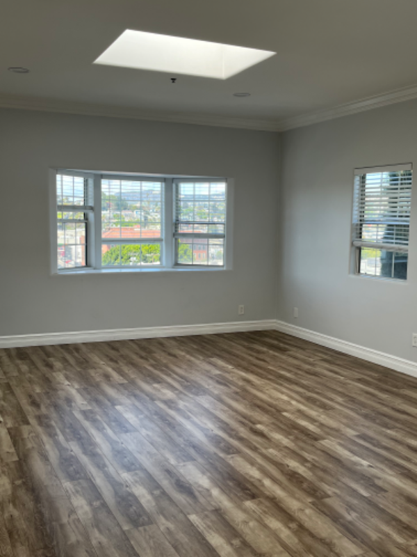 Building Photo - 1072 Laguna Ave