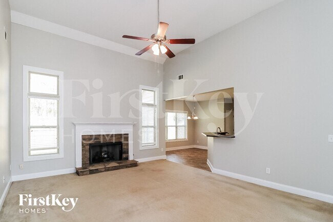 Building Photo - 52 Sweetwater Bridge Cir