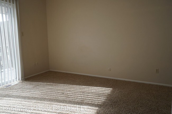 Building Photo - 2 br, 1.5 bath Apartment - 6729 Dale Road