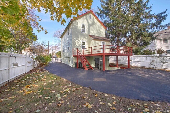 Building Photo - 17 Haven Ave