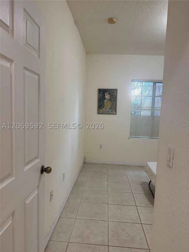 Building Photo - 20808 SW 86th Ave