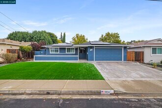 Building Photo - 3934 Bellwood Dr
