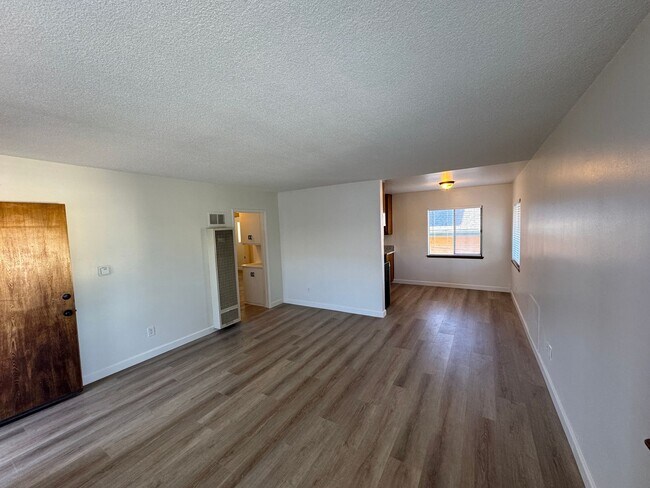 Foto del edificio - 673 W 22nd St