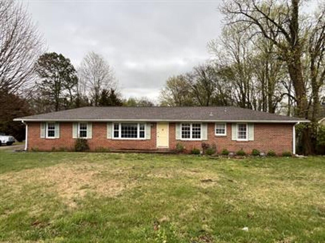 Primary Photo - 1207 SE Monte Sano Blvd