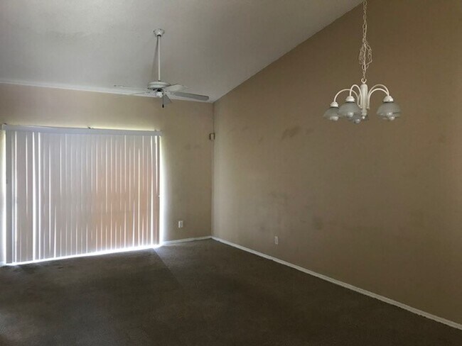 Foto del edificio - Island Cove Villas at Meadow Woods 1-Story...