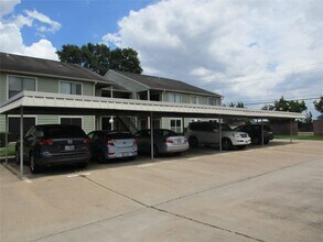 Building Photo - 14777 Wunderlich Dr