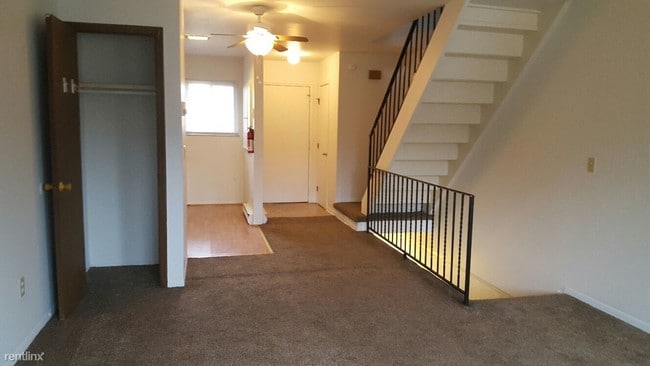 Foto del edificio - 1335 Brooke Park Dr