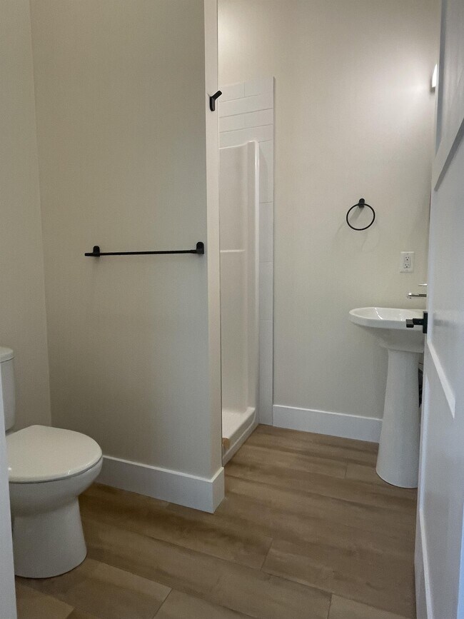 Photo du bâtiment - 8719-8110 110 St NW