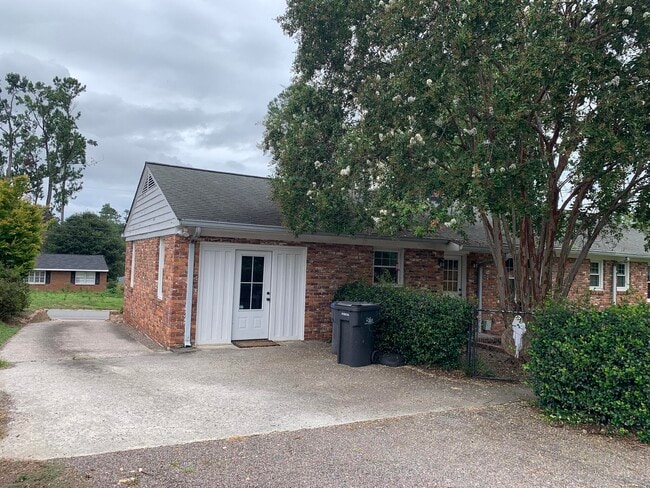 Building Photo - 4107 Vern Sikking Rd